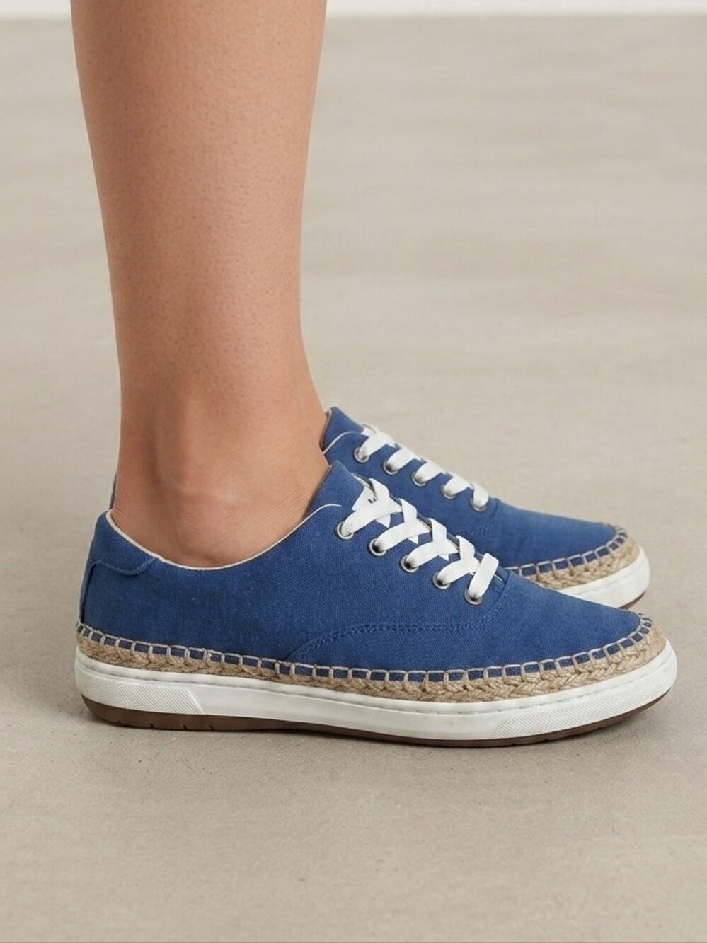 UGG EYAN II BLUE Cannas Lace Up Sneakers Athletic Shoes US Size 5 Teens/ Women